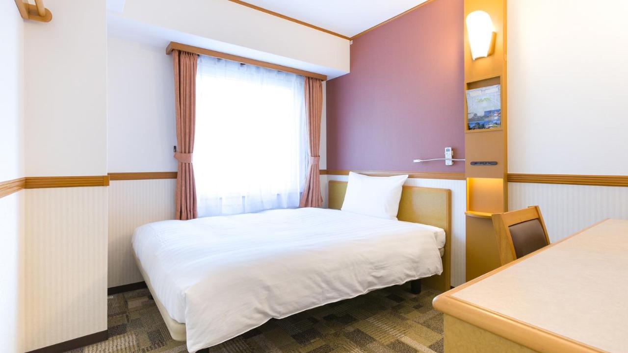 Toyoko Inn Okayama Eki Nishi Guchi Migi Exterior foto