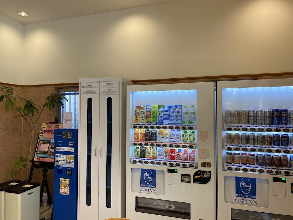 Toyoko Inn Okayama Eki Nishi Guchi Migi Exterior foto