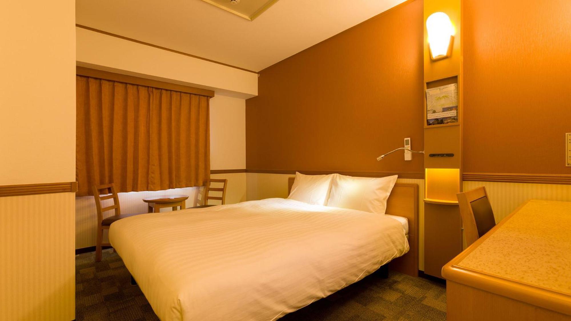 Toyoko Inn Okayama Eki Nishi Guchi Migi Zimmer foto