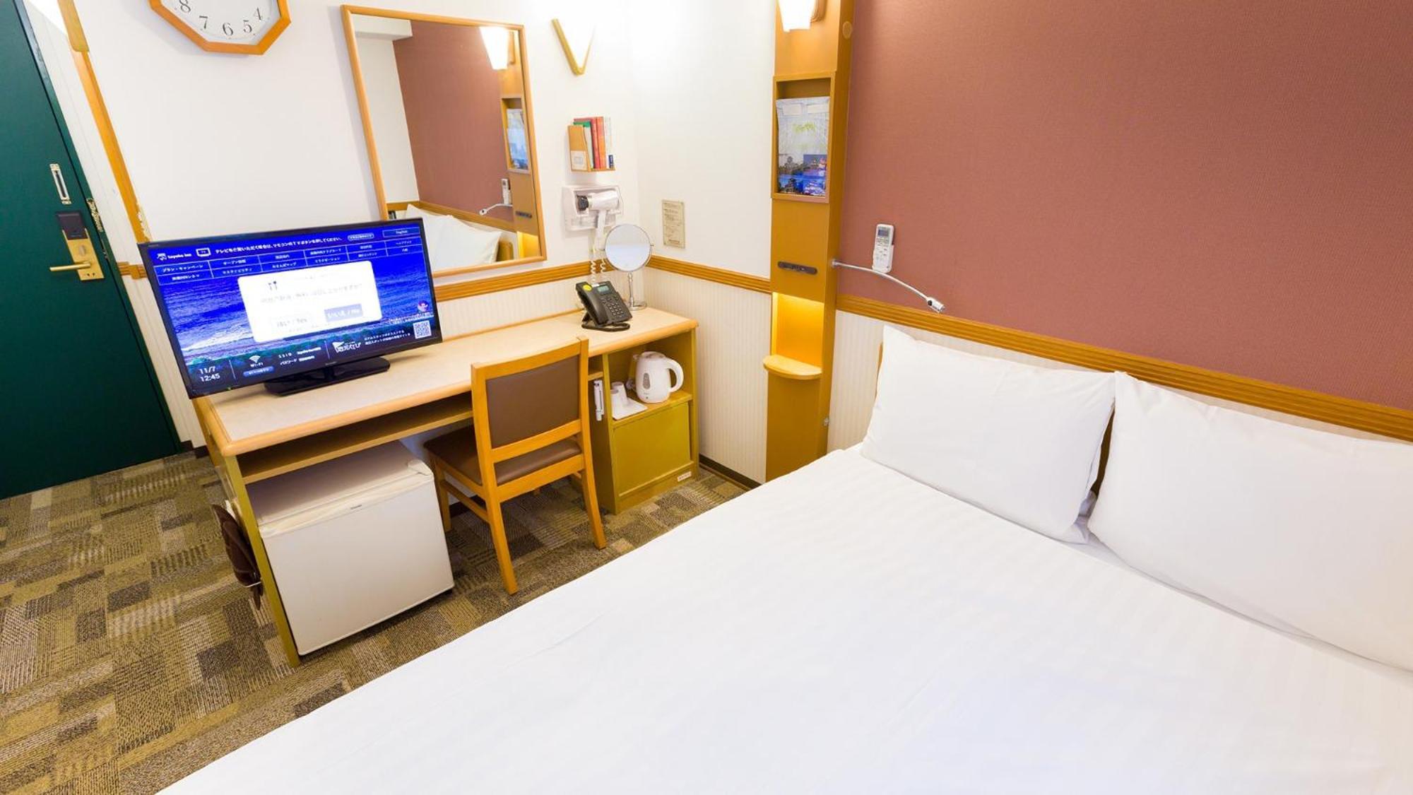 Toyoko Inn Okayama Eki Nishi Guchi Migi Zimmer foto
