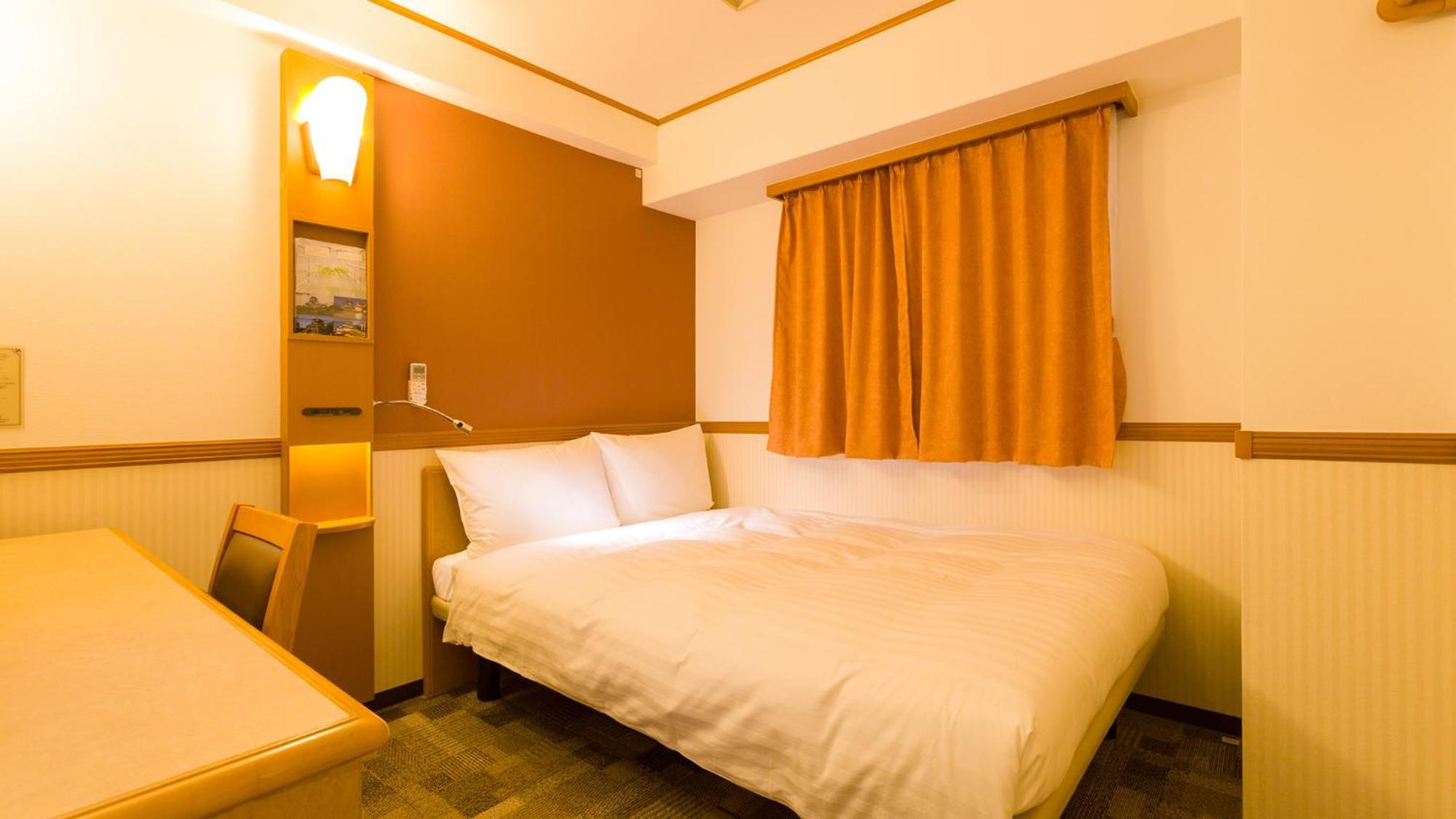 Toyoko Inn Okayama Eki Nishi Guchi Migi Zimmer foto